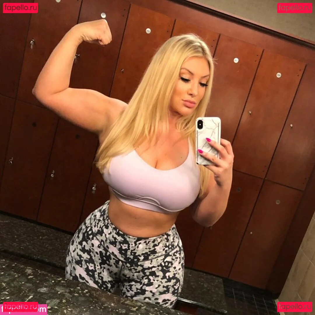 Taya Christian Onlyfans Photo Gallery 