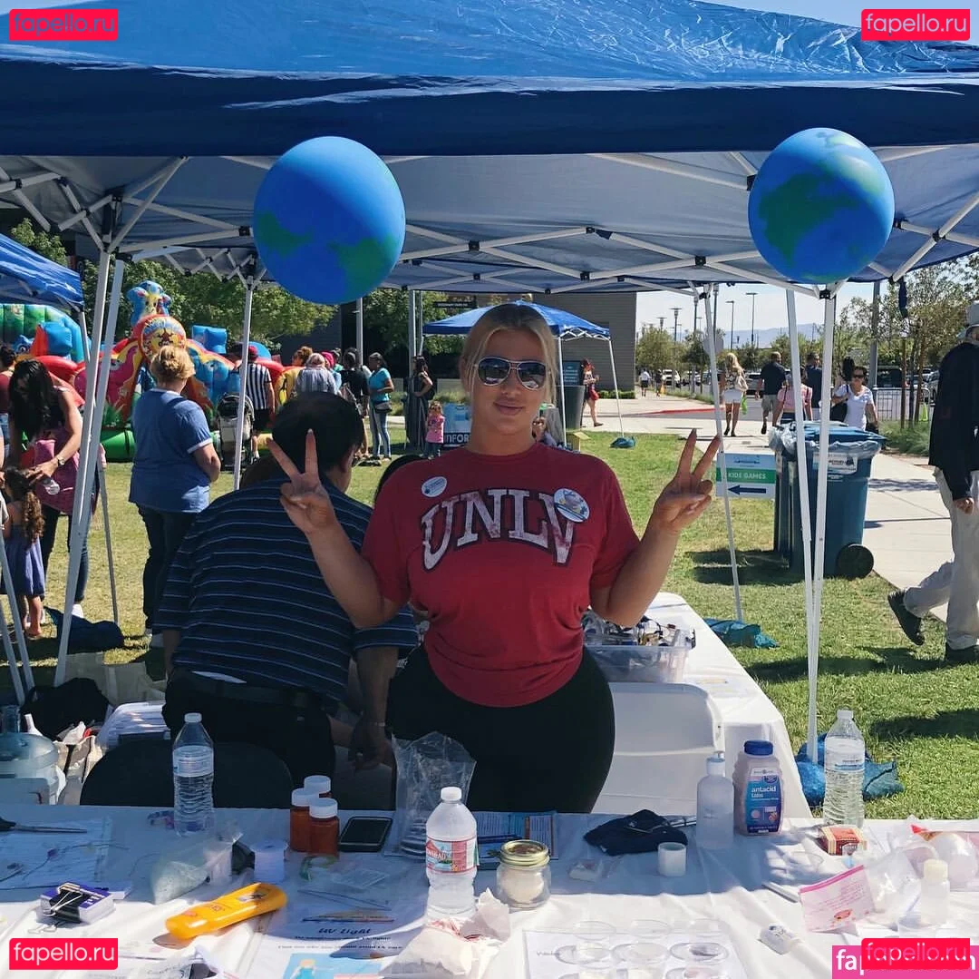 Taya Christian Onlyfans Photo Gallery 