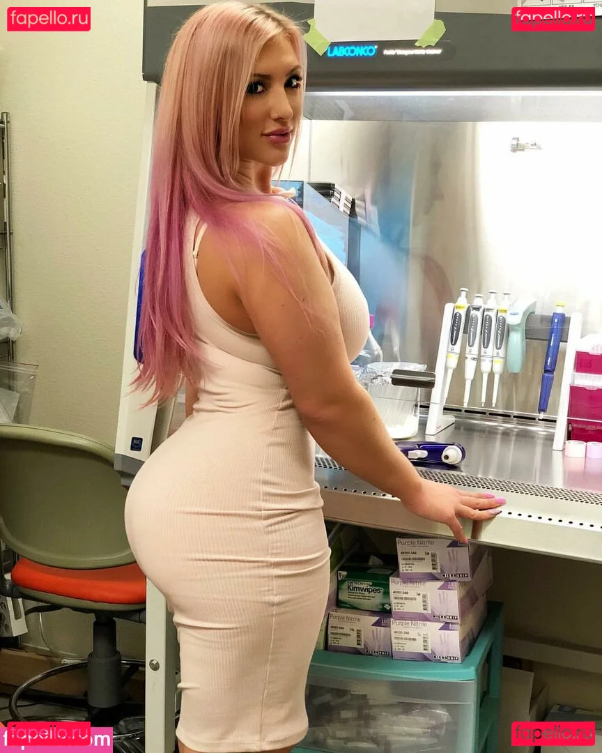 Taya Christian Onlyfans Photo Gallery 