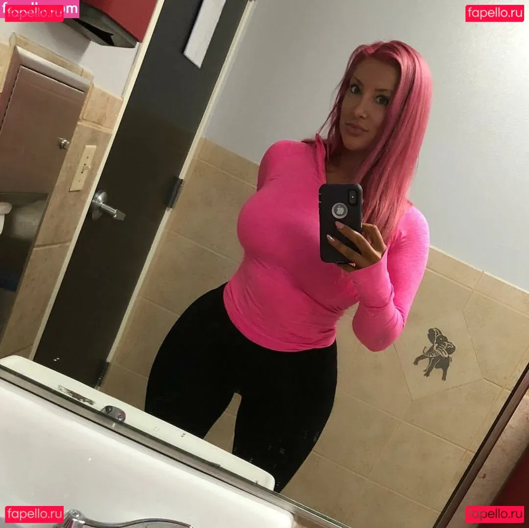 Taya Christian Onlyfans Photo Gallery 