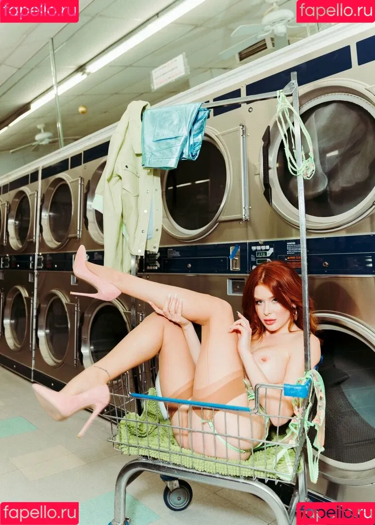 Renee Olstead Onlyfans Photo Gallery 