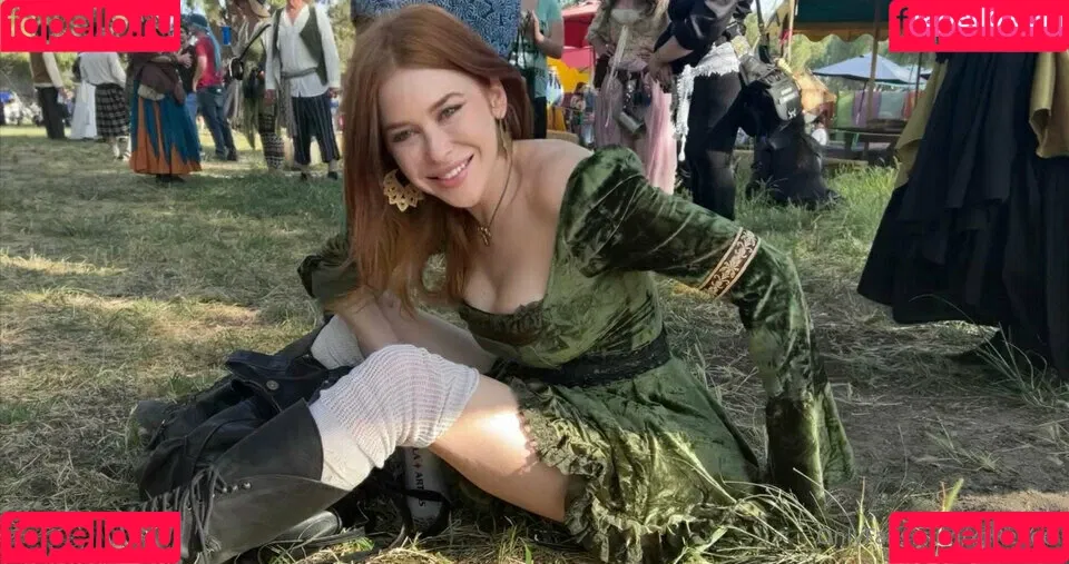 Renee Olstead Onlyfans Photo Gallery 