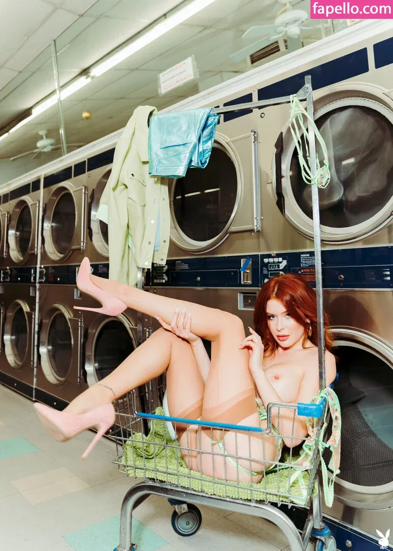 Renee Olstead Onlyfans Photo Gallery 