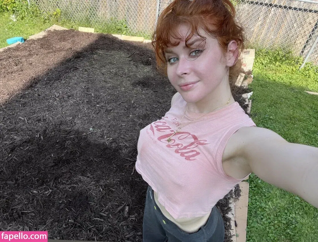 Renee Olstead Onlyfans Photo Gallery 