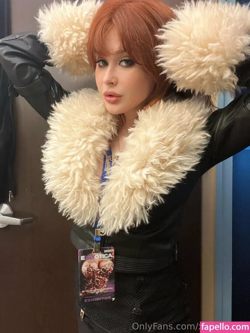 Renee Olstead Onlyfans Photo Gallery 