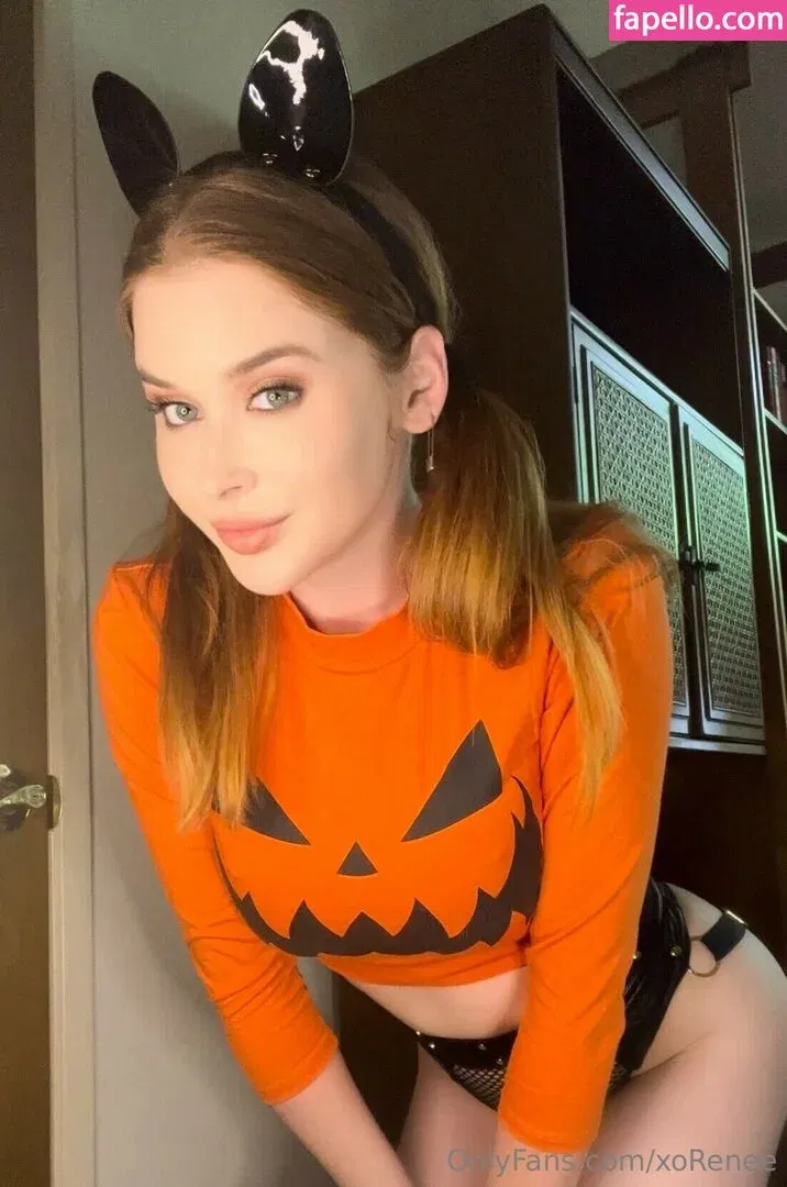 Renee Olstead Onlyfans Photo Gallery 