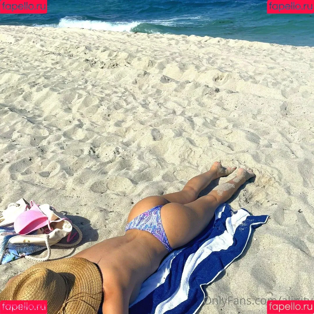 Alinity Onlyfans Photo Gallery 