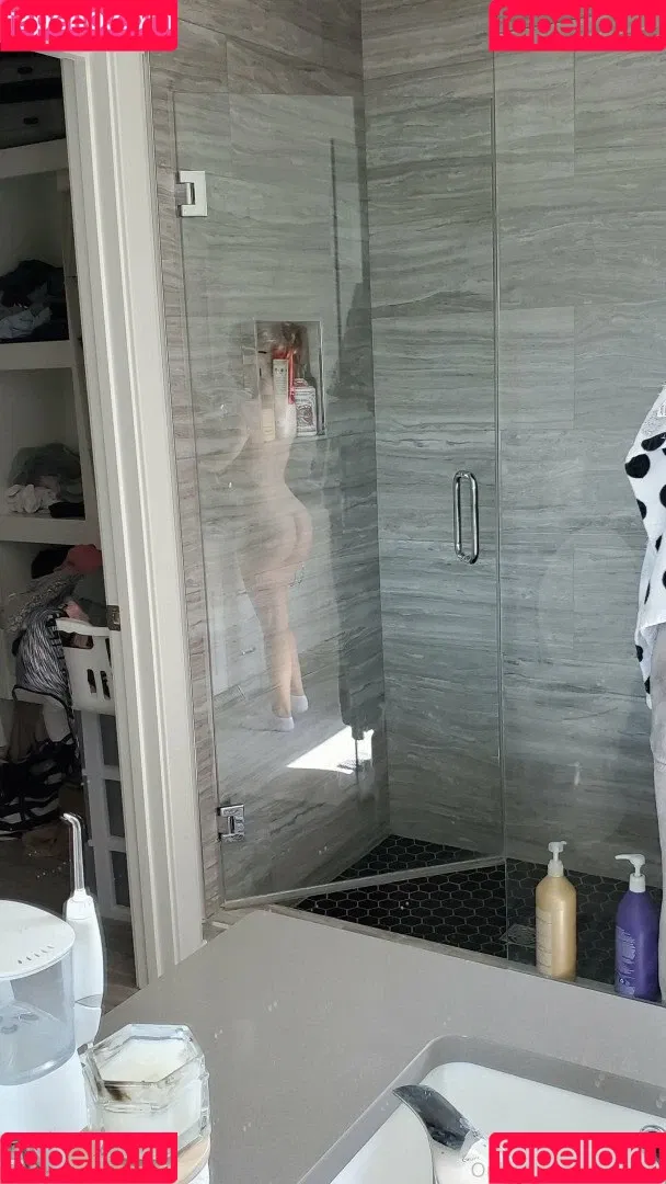 Alinity Onlyfans Photo Gallery 