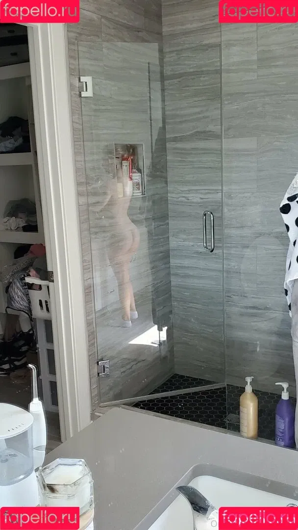 Alinity Onlyfans Photo Gallery 