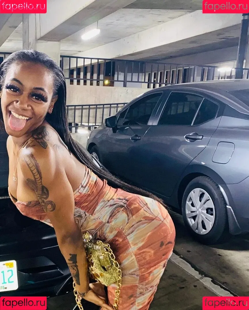Sha'Carri Richardson Onlyfans Photo Gallery 