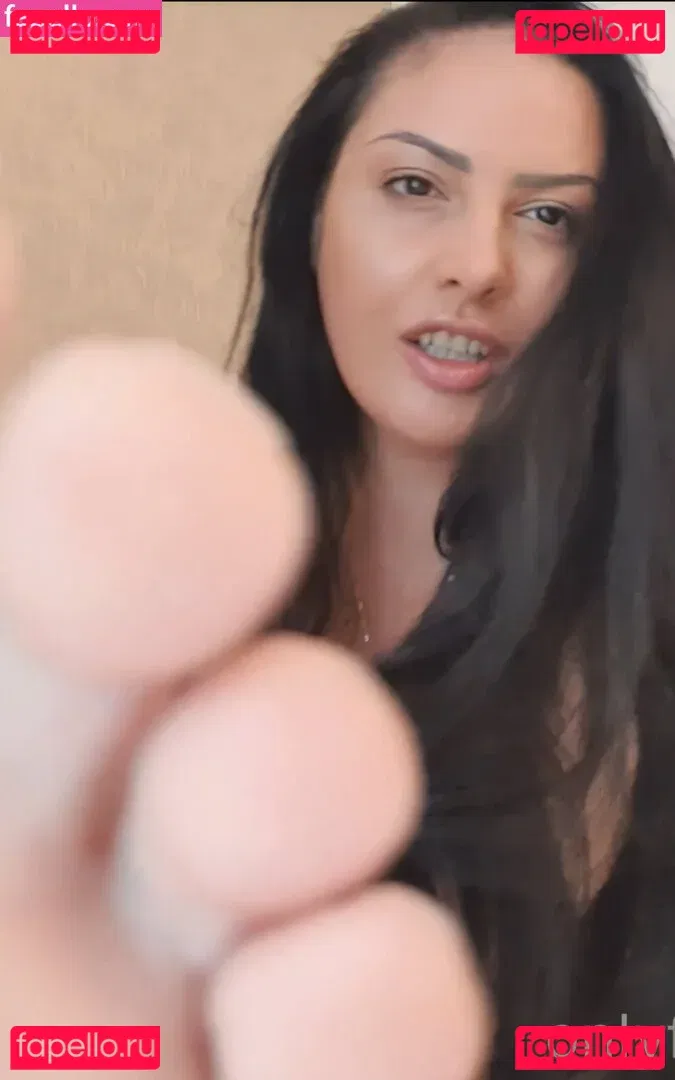 Ezada Sinn Onlyfans Photo Gallery 