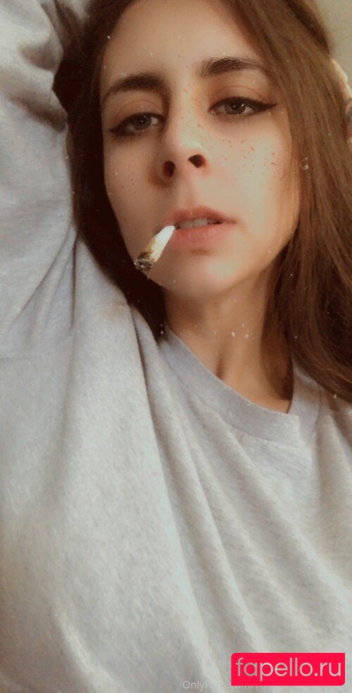 The Stoned Highness Onlyfans Photo Gallery 