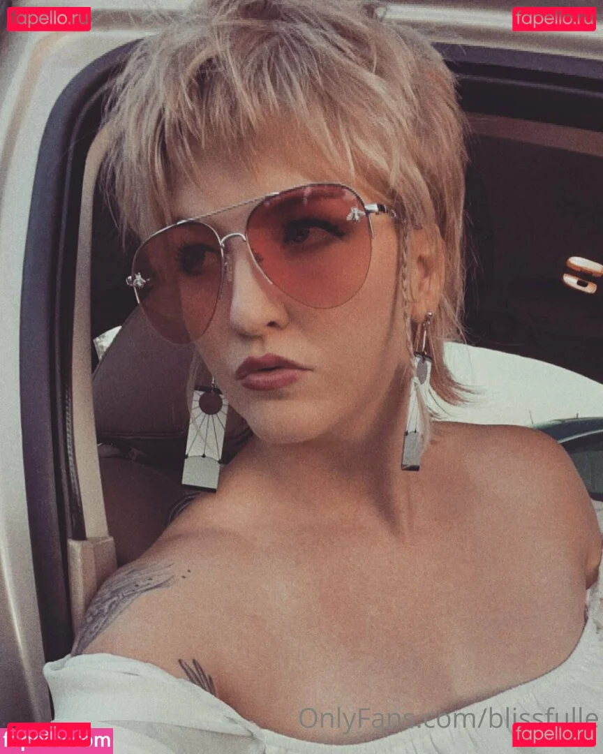 blissfulle Onlyfans Photo Gallery 