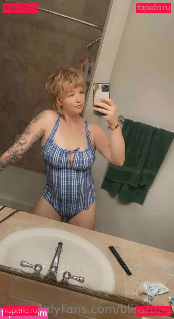 blissfulle Onlyfans Photo Gallery 