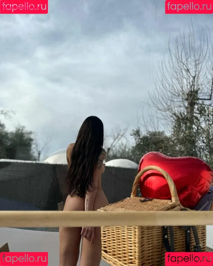 Yai Tejera Onlyfans Photo Gallery 