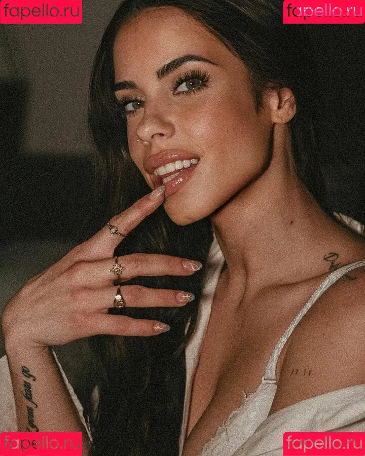 Yai Tejera Onlyfans Photo Gallery 
