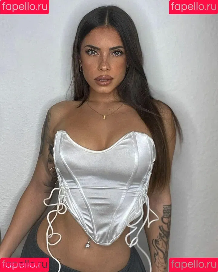 Yai Tejera Onlyfans Photo Gallery 