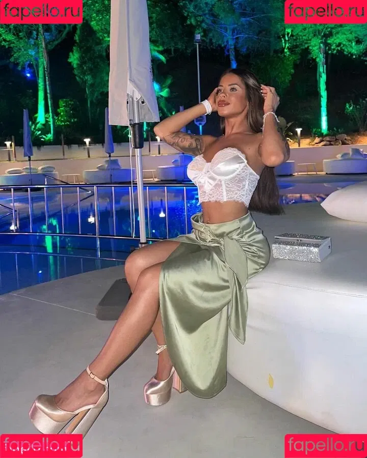Yai Tejera Onlyfans Photo Gallery 