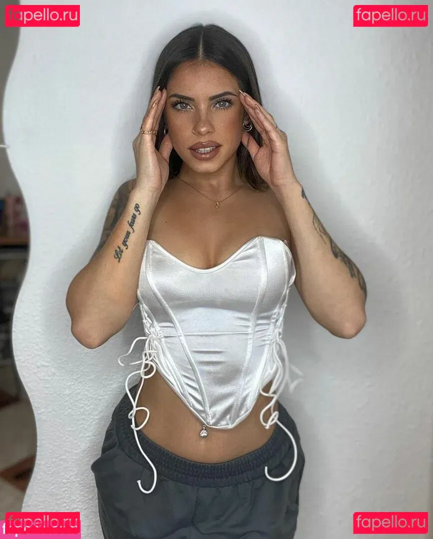 Yai Tejera Onlyfans Photo Gallery 