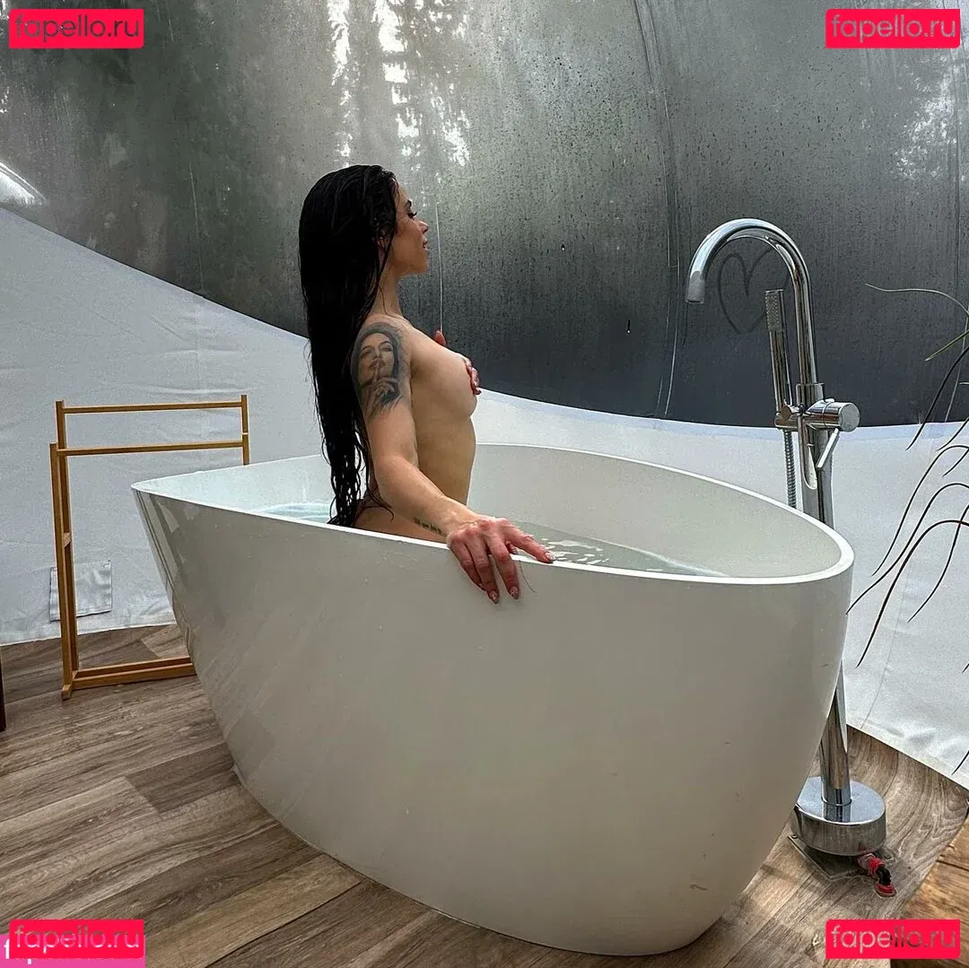 Yai Tejera Onlyfans Photo Gallery 