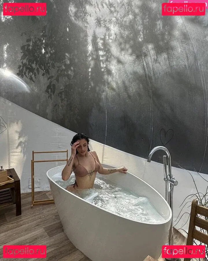 Yai Tejera Onlyfans Photo Gallery 