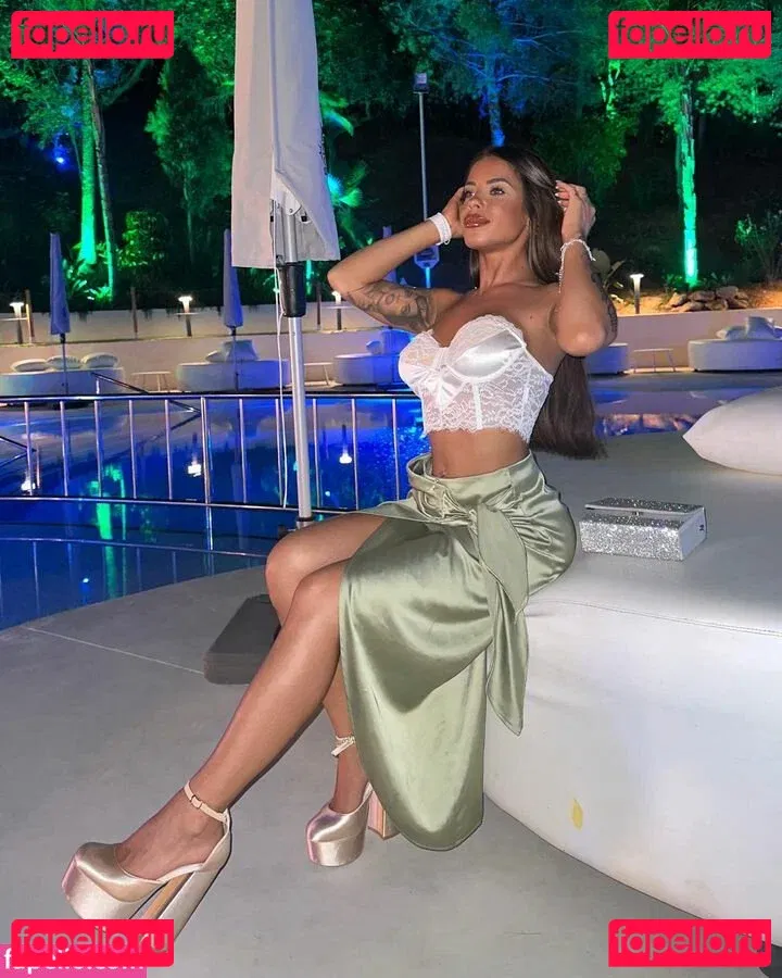 Yai Tejera Onlyfans Photo Gallery 