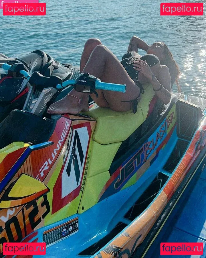 Yai Tejera Onlyfans Photo Gallery 