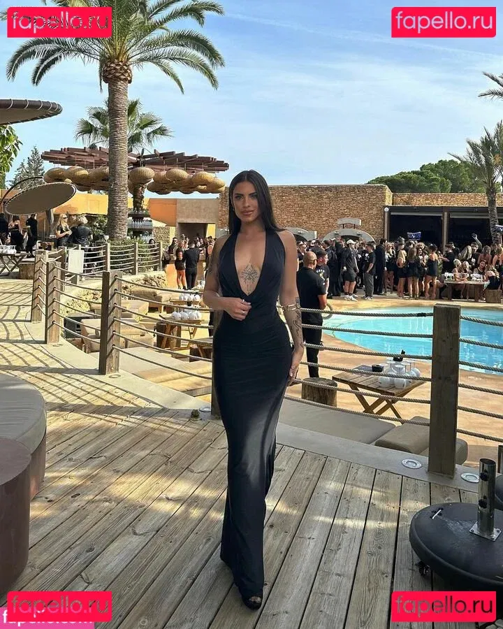 Yai Tejera Onlyfans Photo Gallery 