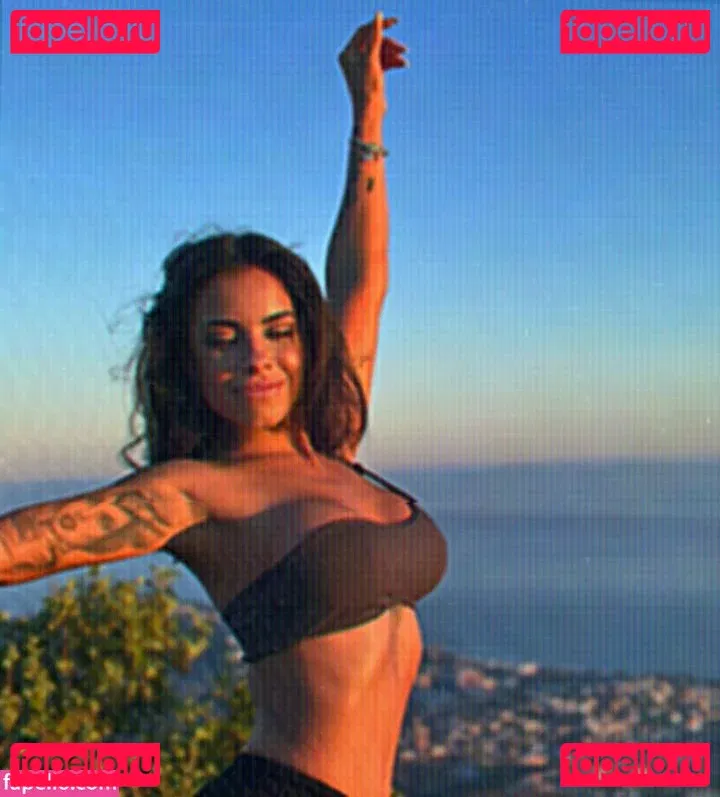 Yai Tejera Onlyfans Photo Gallery 