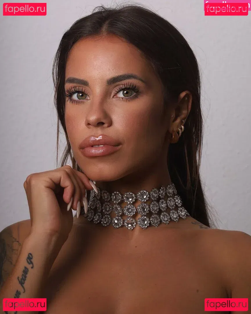 Yai Tejera Onlyfans Photo Gallery 