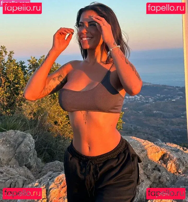 Yai Tejera Onlyfans Photo Gallery 