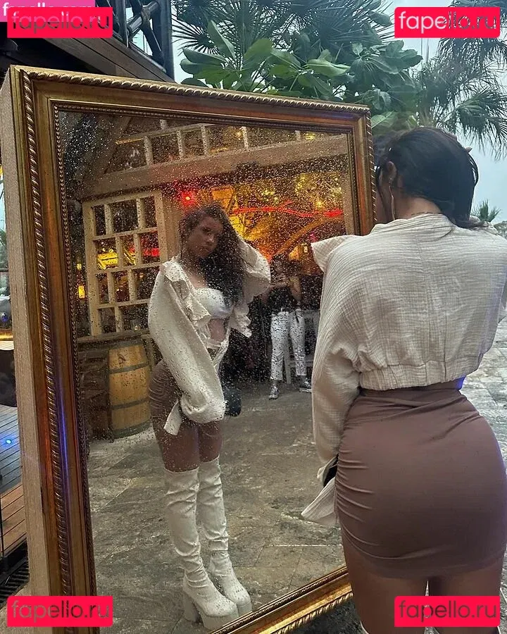 Yai Tejera Onlyfans Photo Gallery 