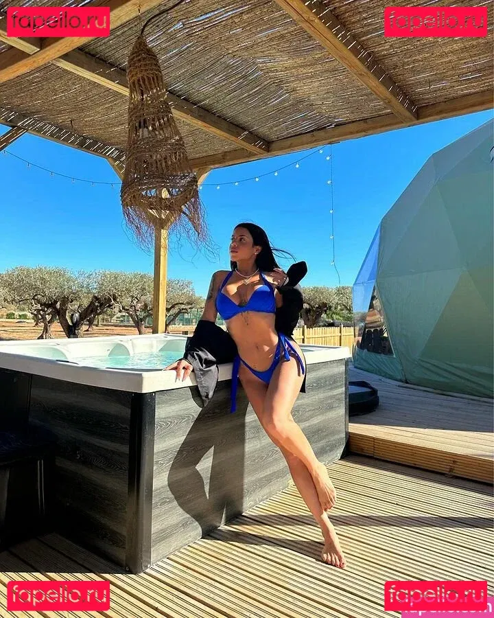 Yai Tejera Onlyfans Photo Gallery 