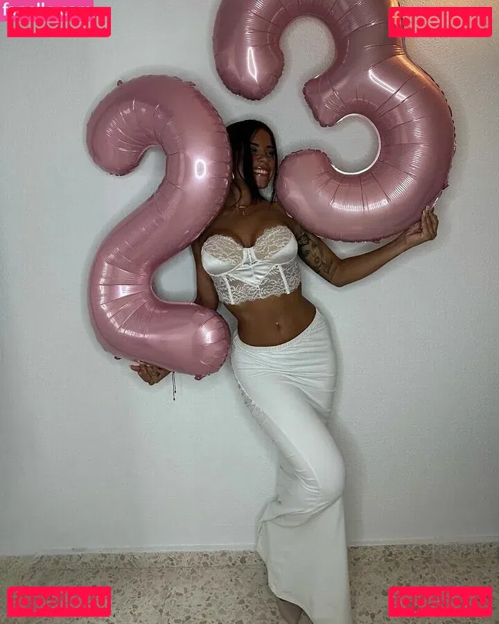 Yai Tejera Onlyfans Photo Gallery 