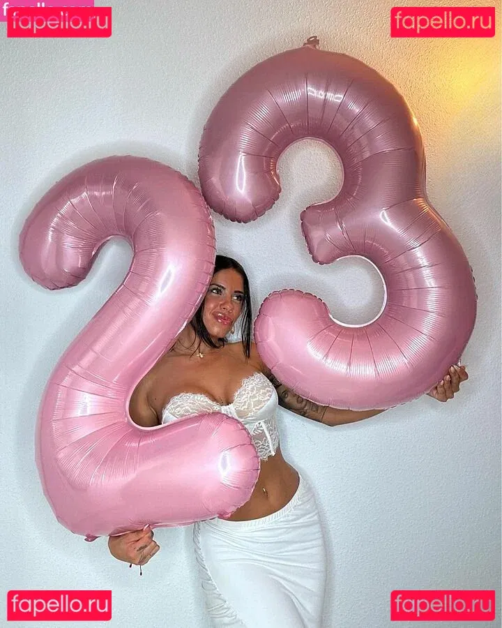 Yai Tejera Onlyfans Photo Gallery 