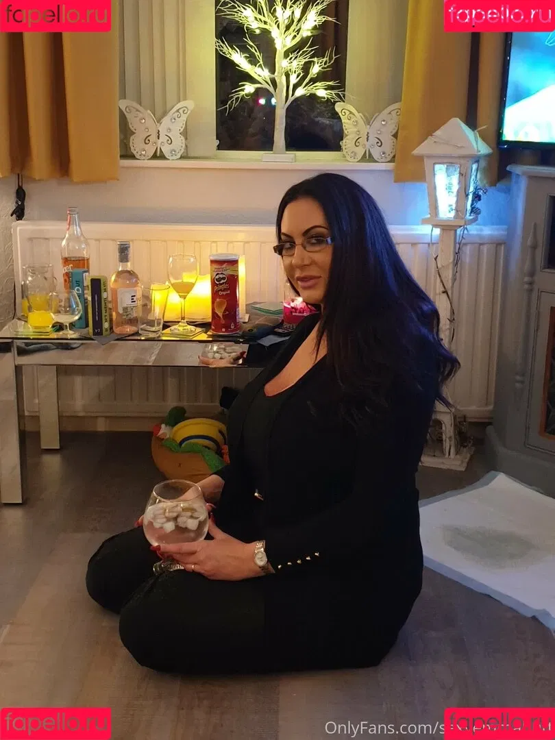 sexyemmabutt Onlyfans Photo Gallery 