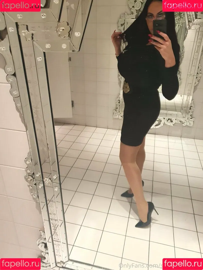 sexyemmabutt Onlyfans Photo Gallery 