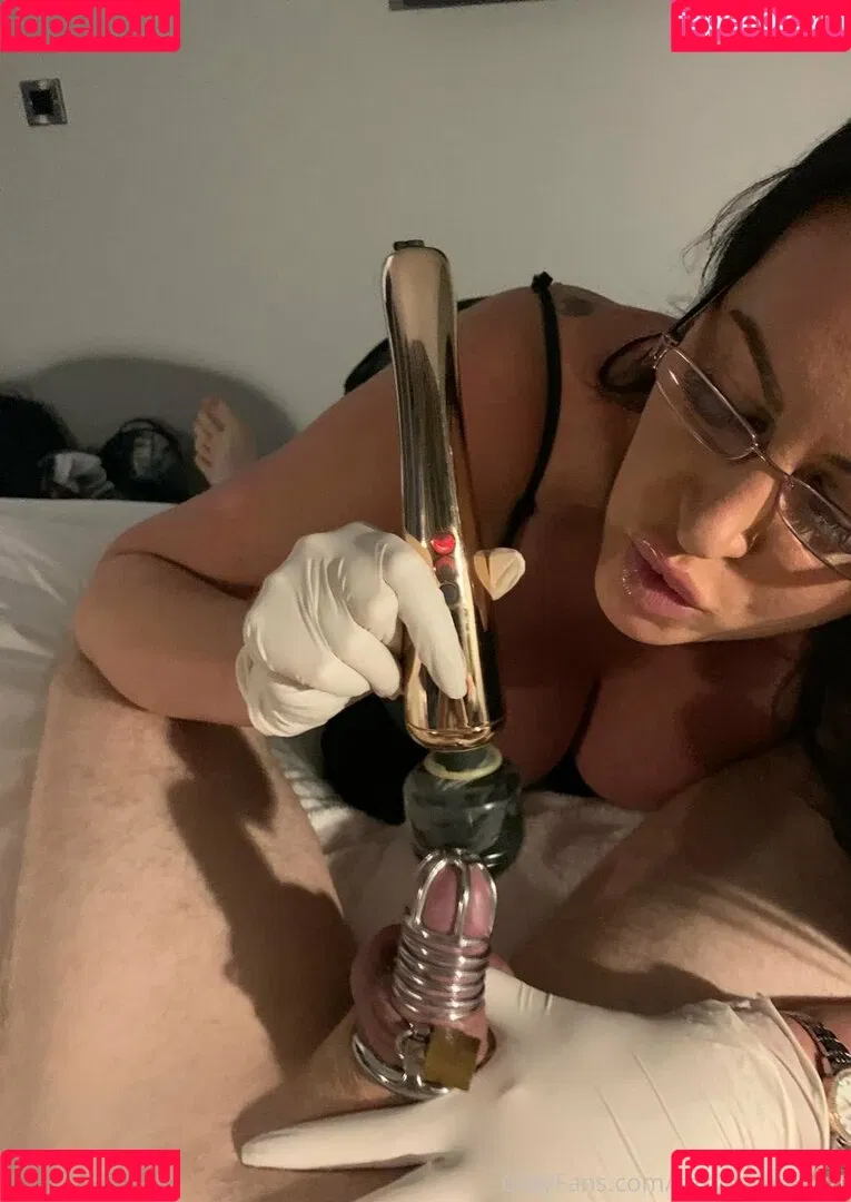 sexyemmabutt Onlyfans Photo Gallery 
