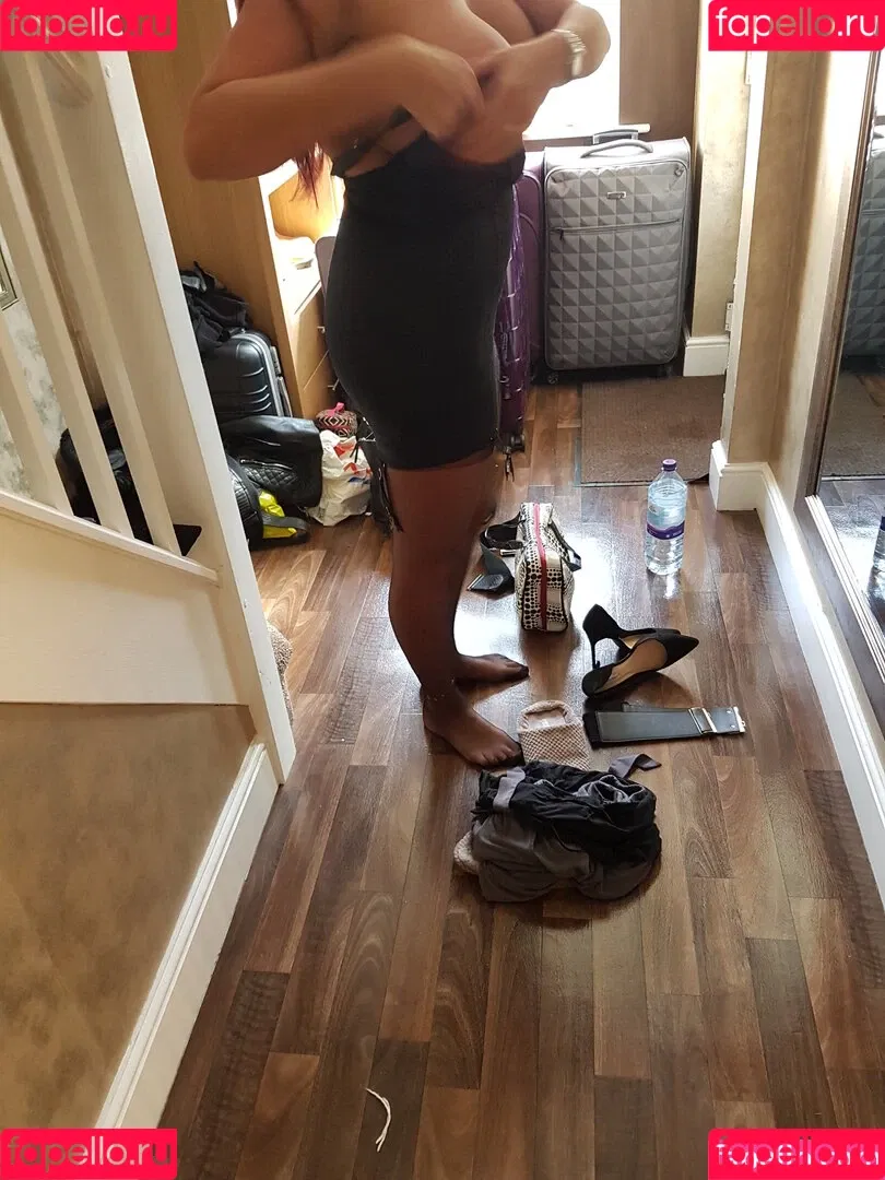 sexyemmabutt Onlyfans Photo Gallery 