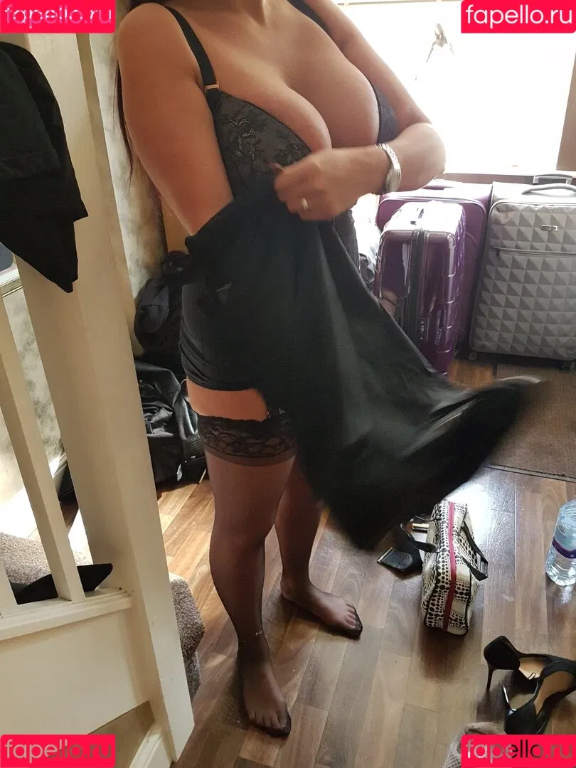 sexyemmabutt Onlyfans Photo Gallery 