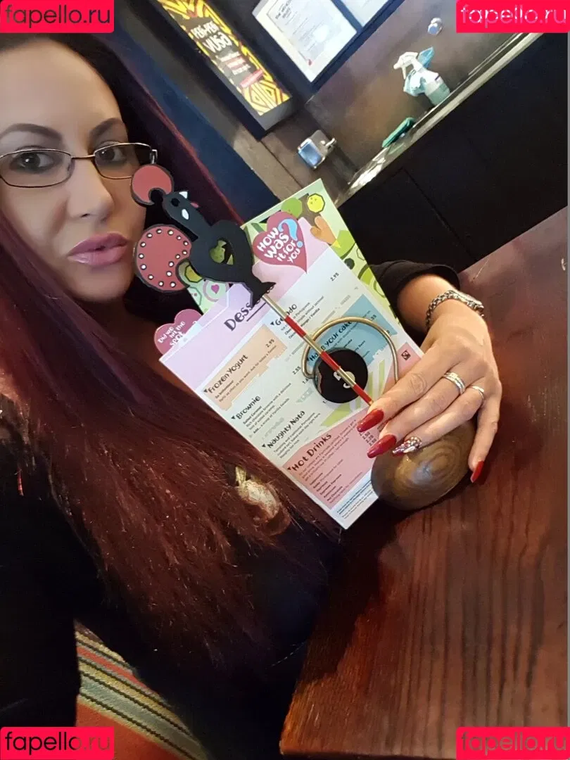sexyemmabutt Onlyfans Photo Gallery 