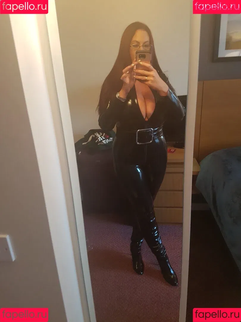 sexyemmabutt Onlyfans Photo Gallery 