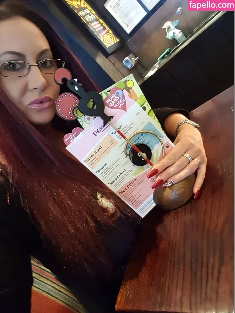 sexyemmabutt Onlyfans Photo Gallery 