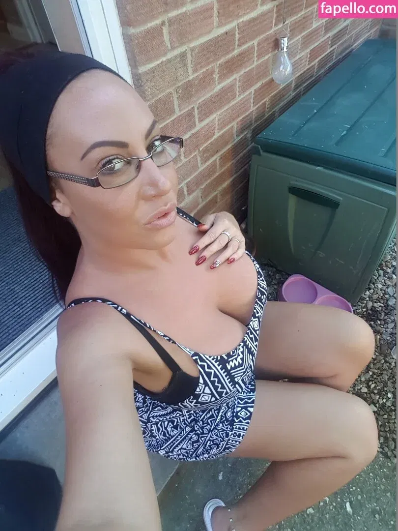 sexyemmabutt Onlyfans Photo Gallery 