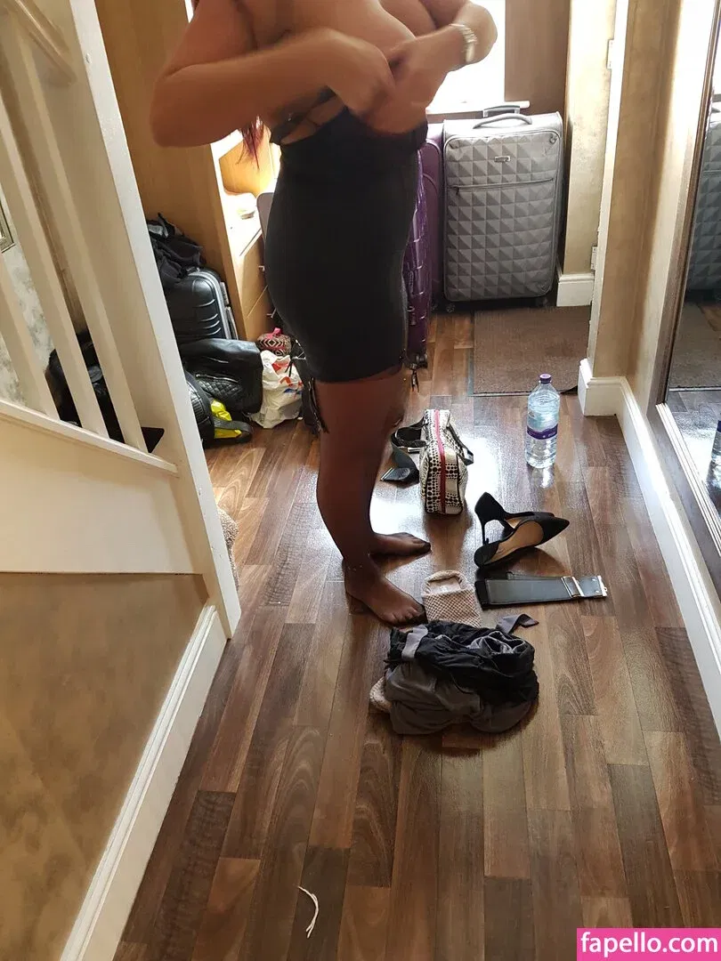 sexyemmabutt Onlyfans Photo Gallery 