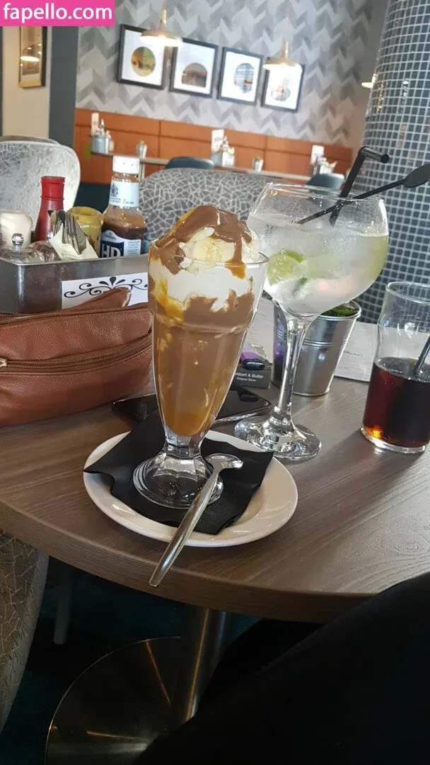 sexyemmabutt Onlyfans Photo Gallery 