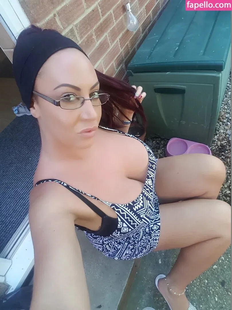 sexyemmabutt Onlyfans Photo Gallery 