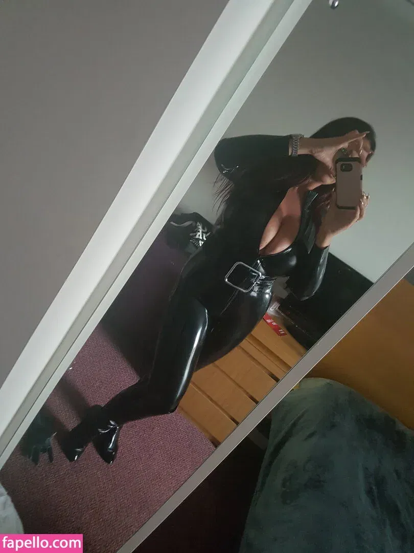 sexyemmabutt Onlyfans Photo Gallery 