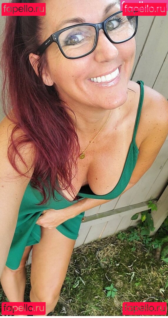 Milf Monie Nude Onlyfans Photo 6
