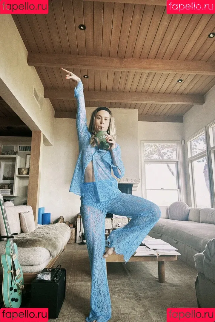Brie Larson Onlyfans Photo Gallery 
